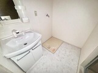 シャトーエルクの物件内観写真