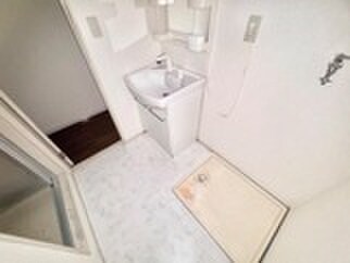 シャトーエルクの物件内観写真