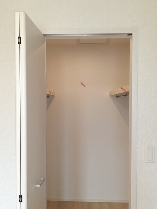 エノルメ　Ⅱの物件内観写真