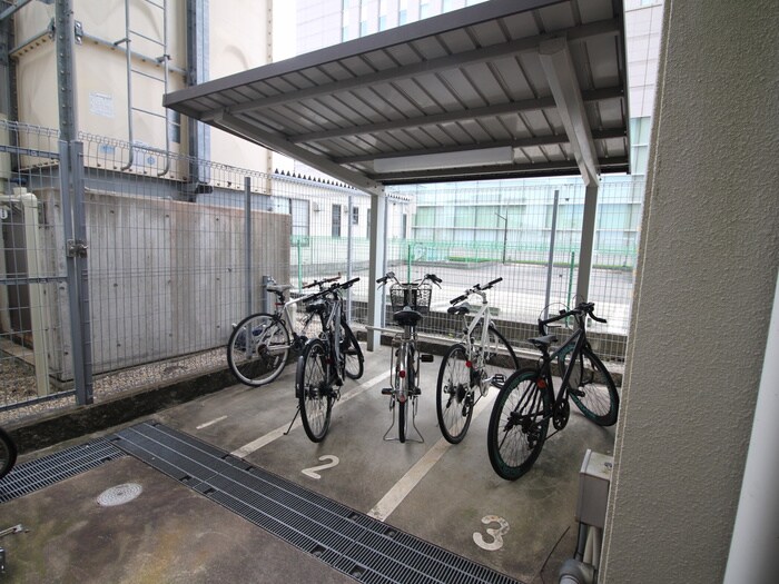 ア－バンポイント豊田(9～15階)の物件外観写真