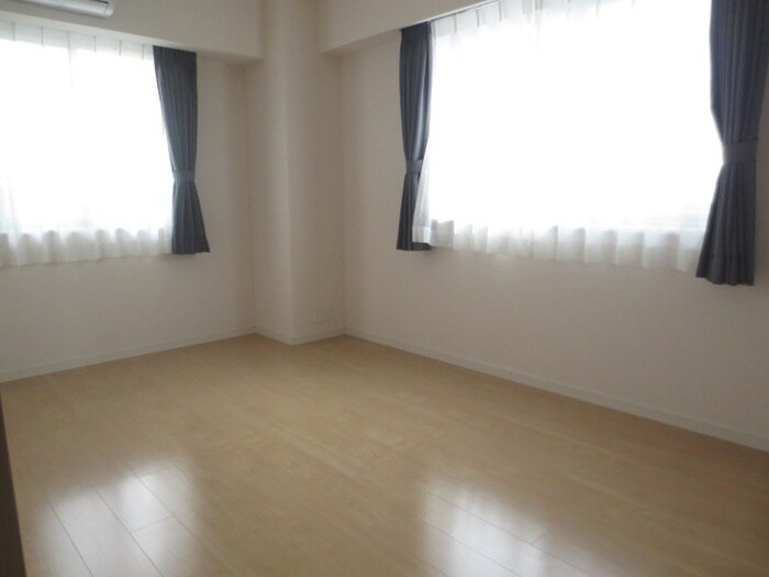 グランマスト白壁二丁目の物件内観写真