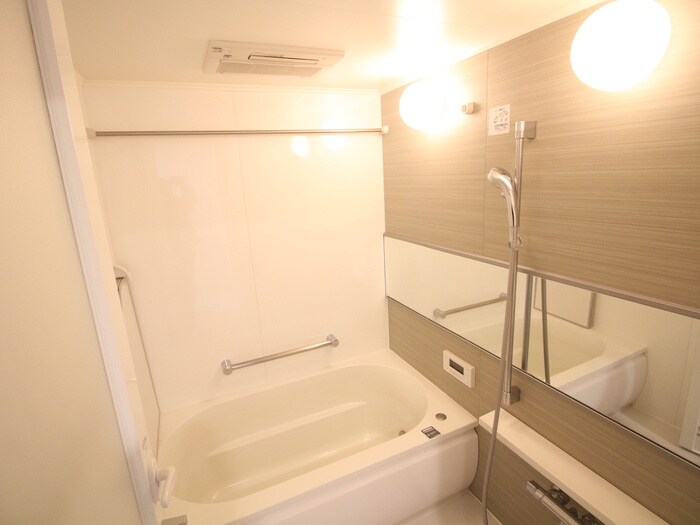 グランマスト白壁二丁目の物件内観写真