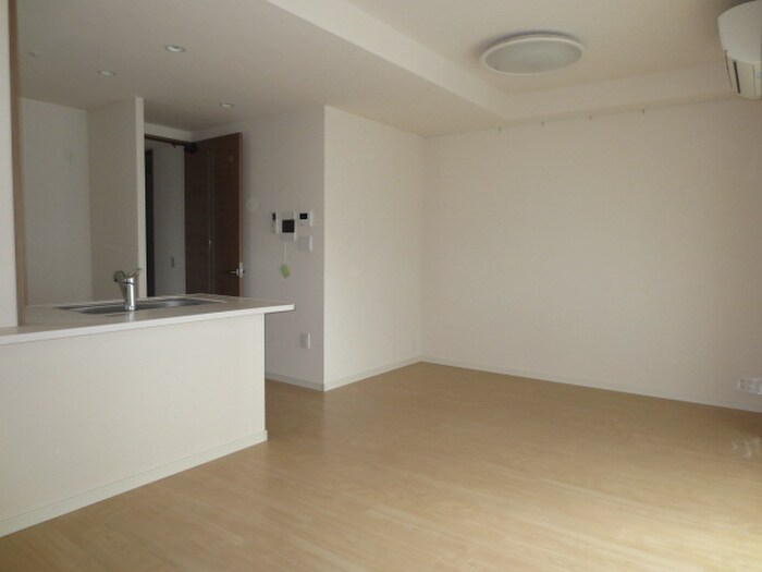 グランマスト白壁二丁目の物件内観写真