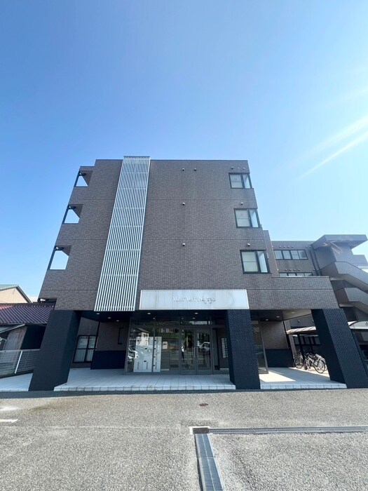 ヴァンヴェール名古屋の物件外観写真