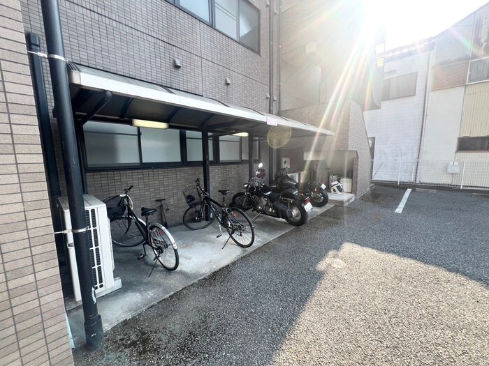 ヴァンヴェール名古屋の物件外観写真