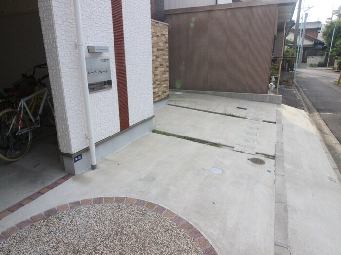 レーヴ・フルールの物件外観写真