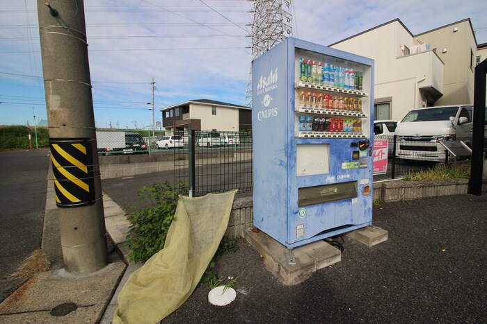 リバ－サイド静の物件外観写真