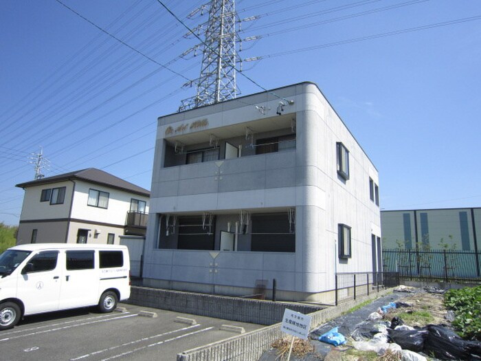 アート・ヒルズの物件外観写真