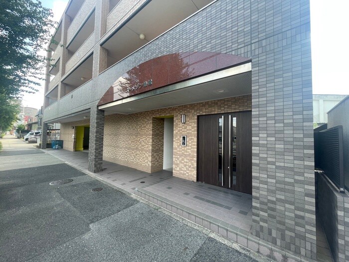 マ・メゾン池場の物件外観写真