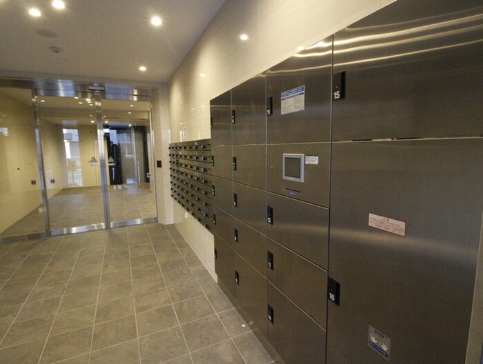 パルティール高畑(1104)の物件外観写真