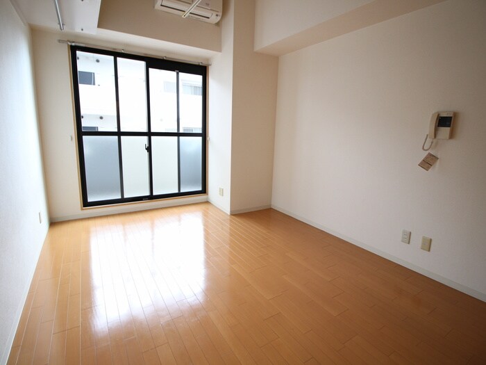 びい6植田の物件内観写真