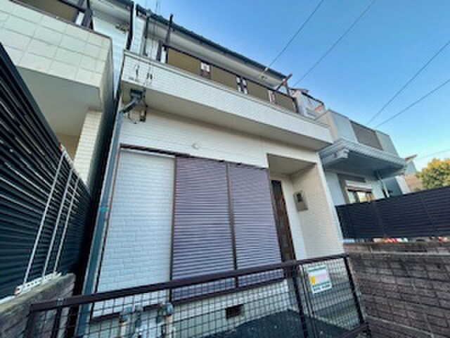 大谷町貸家の物件外観写真