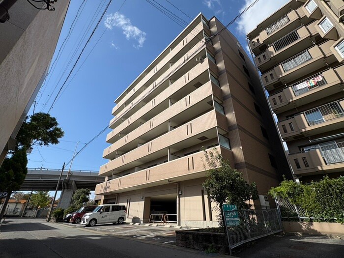 サウスコ－ト春日井の物件外観写真