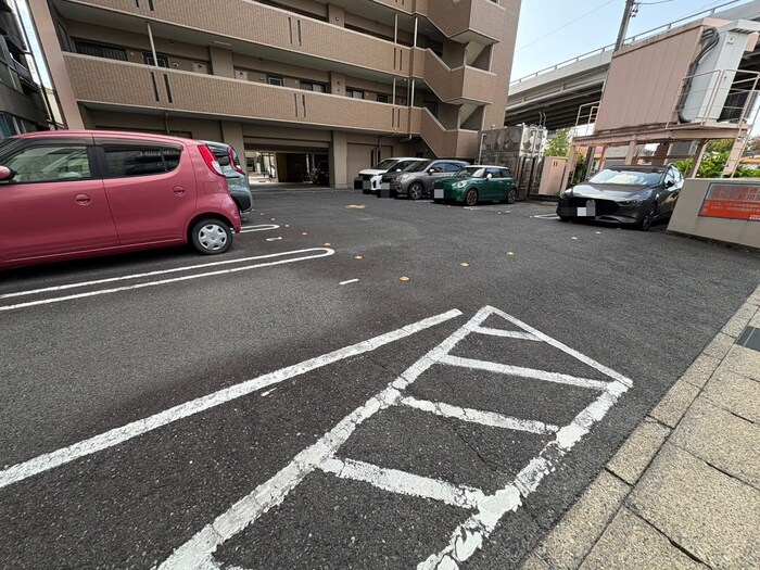 サウスコ－ト春日井の物件外観写真