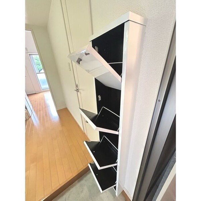 タウンコート高畑の物件内観写真