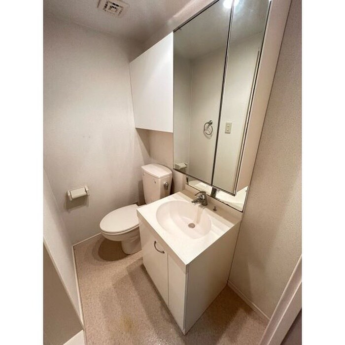 タウンコート高畑の物件内観写真