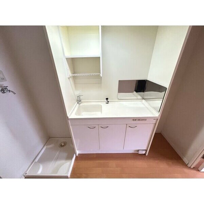 タウンコート高畑の物件内観写真