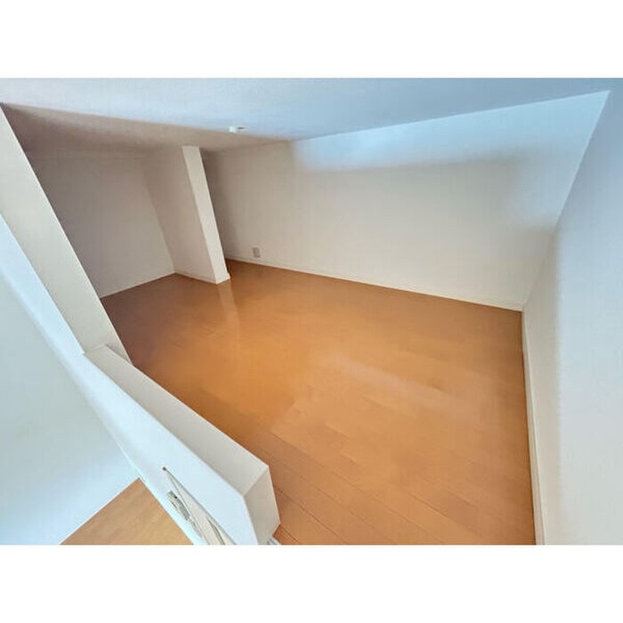 タウンコート高畑の物件内観写真