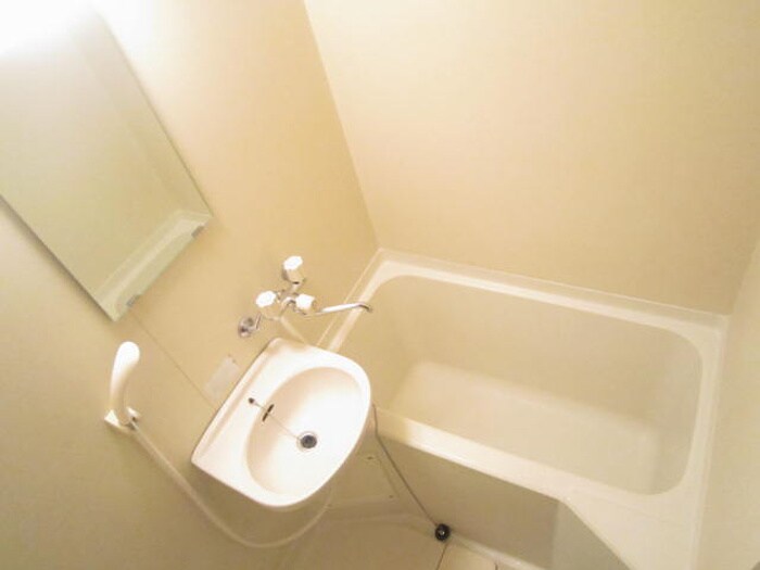 ハウザー高畑の物件内観写真