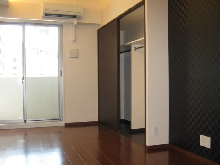ロイジェント栄の物件内観写真