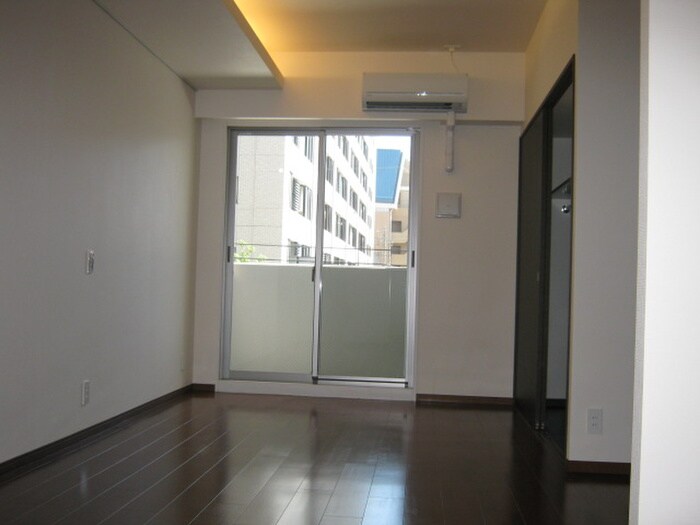 ロイジェント栄の物件内観写真