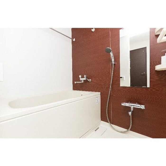 ロイジェント栄の物件内観写真