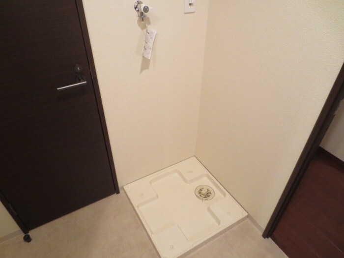 ロイジェント栄の物件内観写真