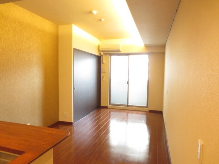 ロイジェント栄の物件内観写真