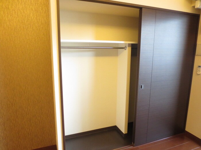 ロイジェント栄の物件内観写真