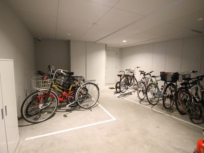 ヴィラエーデル名駅の物件外観写真