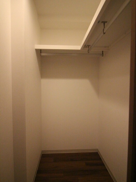 ヴィラエーデル名駅の物件内観写真