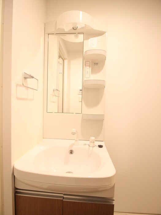 ヴィラエーデル名駅の物件内観写真