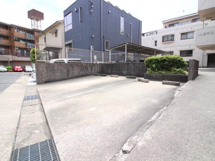 ルピネス亀の井の物件外観写真