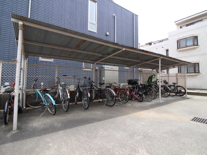 ルピネス亀の井の物件外観写真