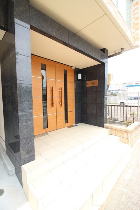 プリミエール矢田の物件外観写真