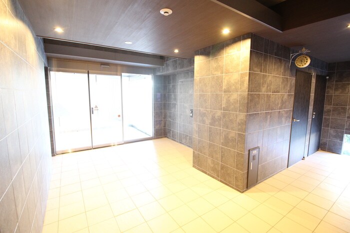 Ｓｈｉｒａｋａｂｅ　桜鈴館の物件外観写真