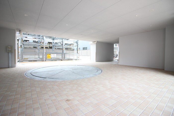 Ｓｈｉｒａｋａｂｅ　桜鈴館の物件外観写真