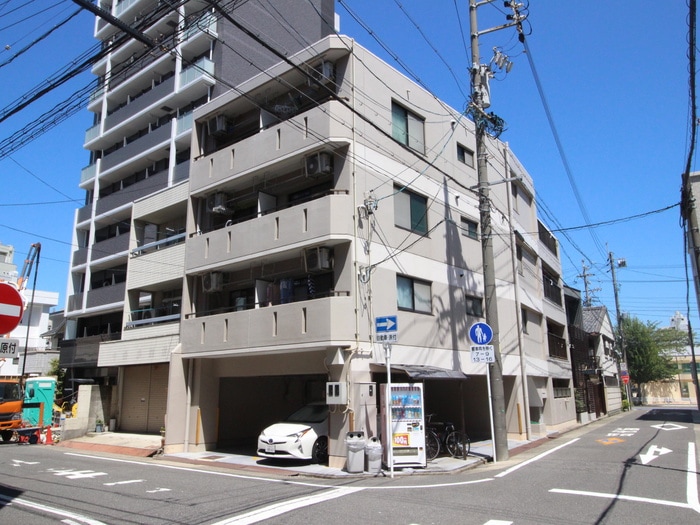 ﾀｳﾝｽﾞ幅下の物件外観写真