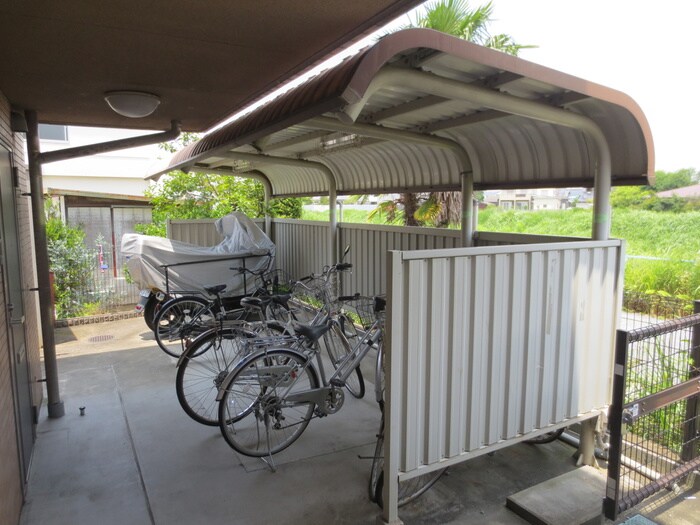 ルミエールＥの物件外観写真