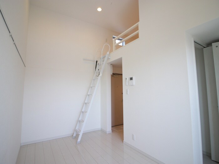 ラ　ヴィータ　フェリーチェの物件内観写真