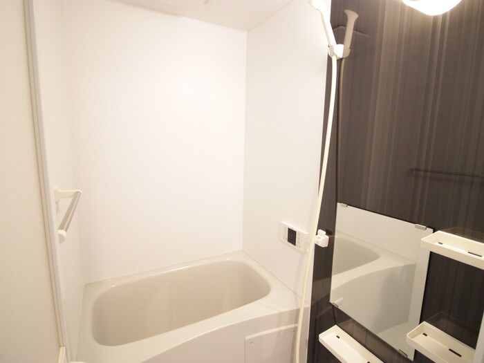 ラ　ヴィータ　フェリーチェの物件内観写真