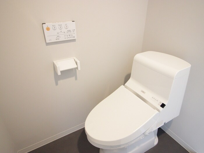 ラ　ヴィータ　フェリーチェの物件内観写真