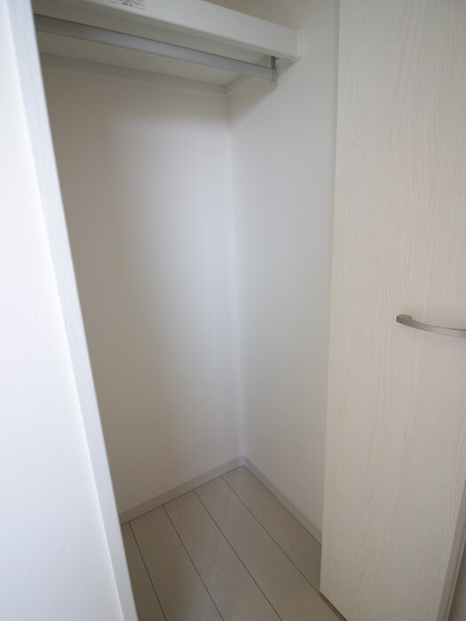 ラ　ヴィータ　フェリーチェの物件内観写真