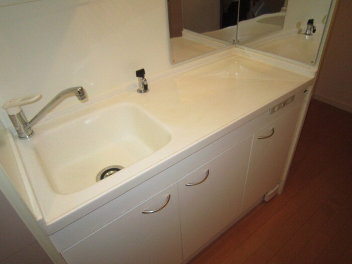 エスポワ－ル桜本町の物件内観写真