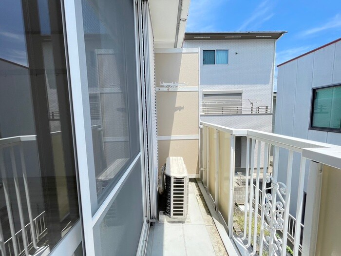 リベ－ル名東の物件内観写真