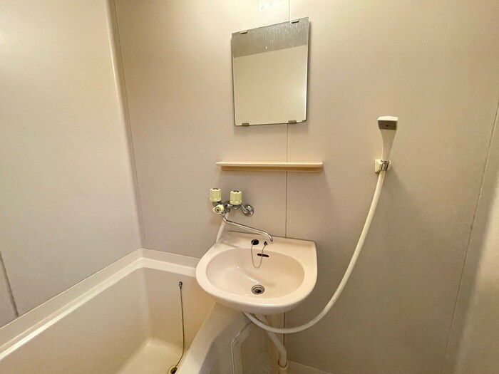 リベ－ル名東の物件内観写真