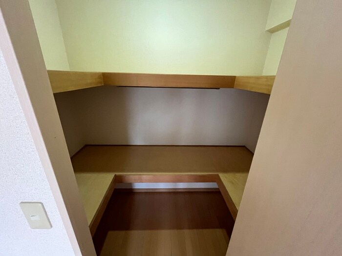 洲山サンヒルズの物件内観写真