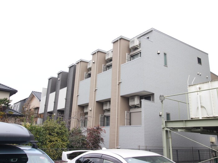 ハーモニーテラス守山の物件外観写真