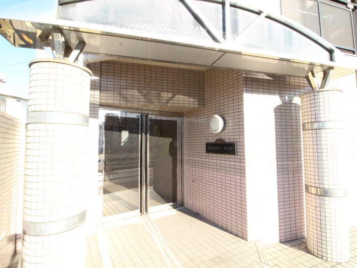サンリバ－イナダの物件外観写真