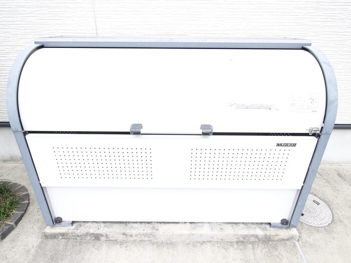 FreeHand　八田の物件外観写真